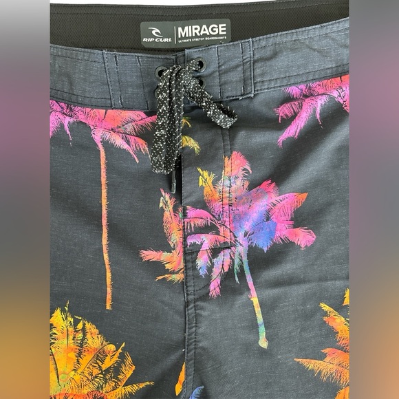 Men's Rip Curl 36 Board Shorts Mirage Mason Backyards Black Palm Tree - Picture 5 of 6
